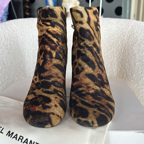 Isabel Marant Leopard Print Velvet Ankle Boots SZ 8 - Picture 2 of 13